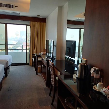 Grand Hotel Pattaya Esterno foto