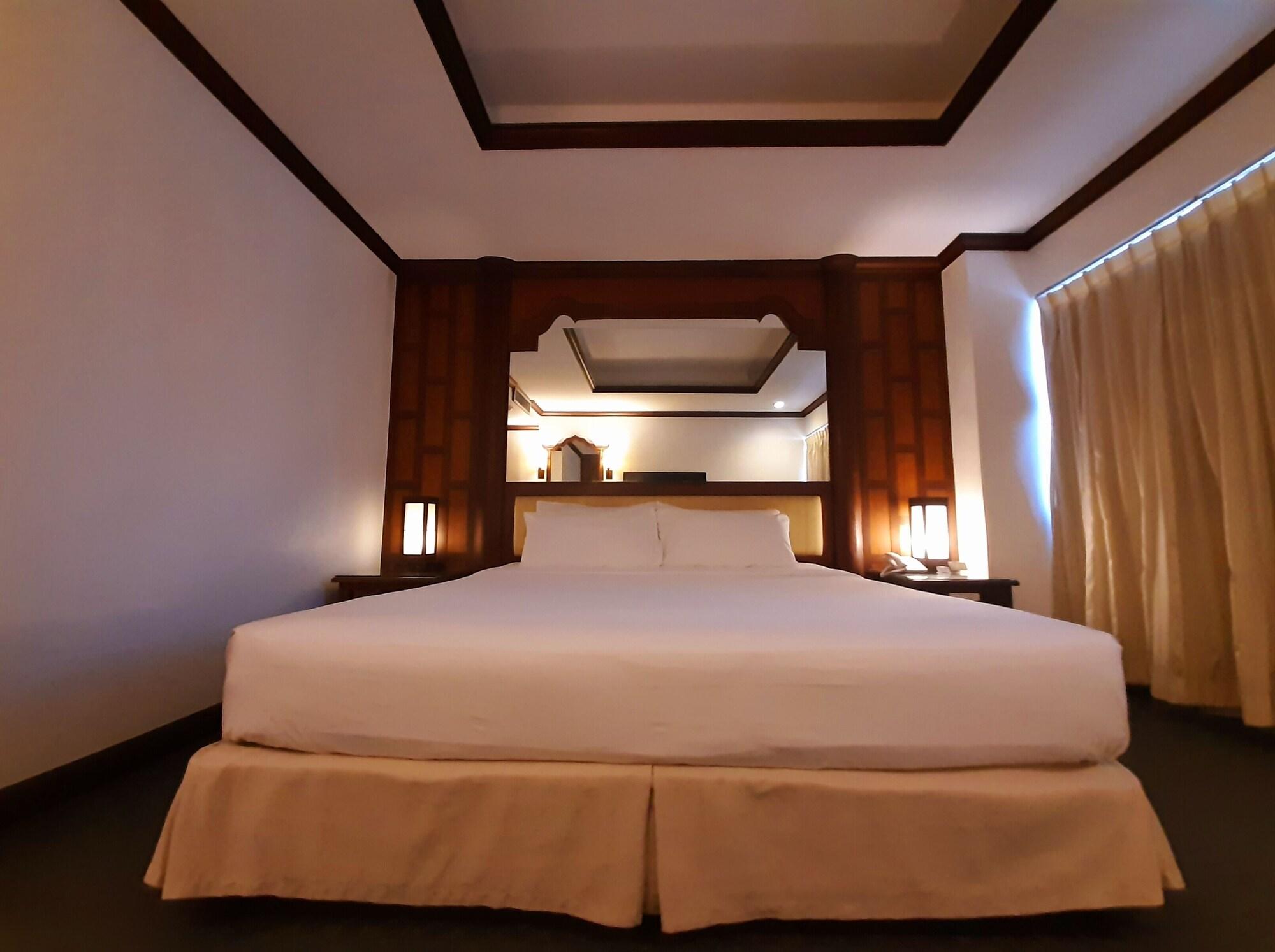 Grand Hotel Pattaya Esterno foto