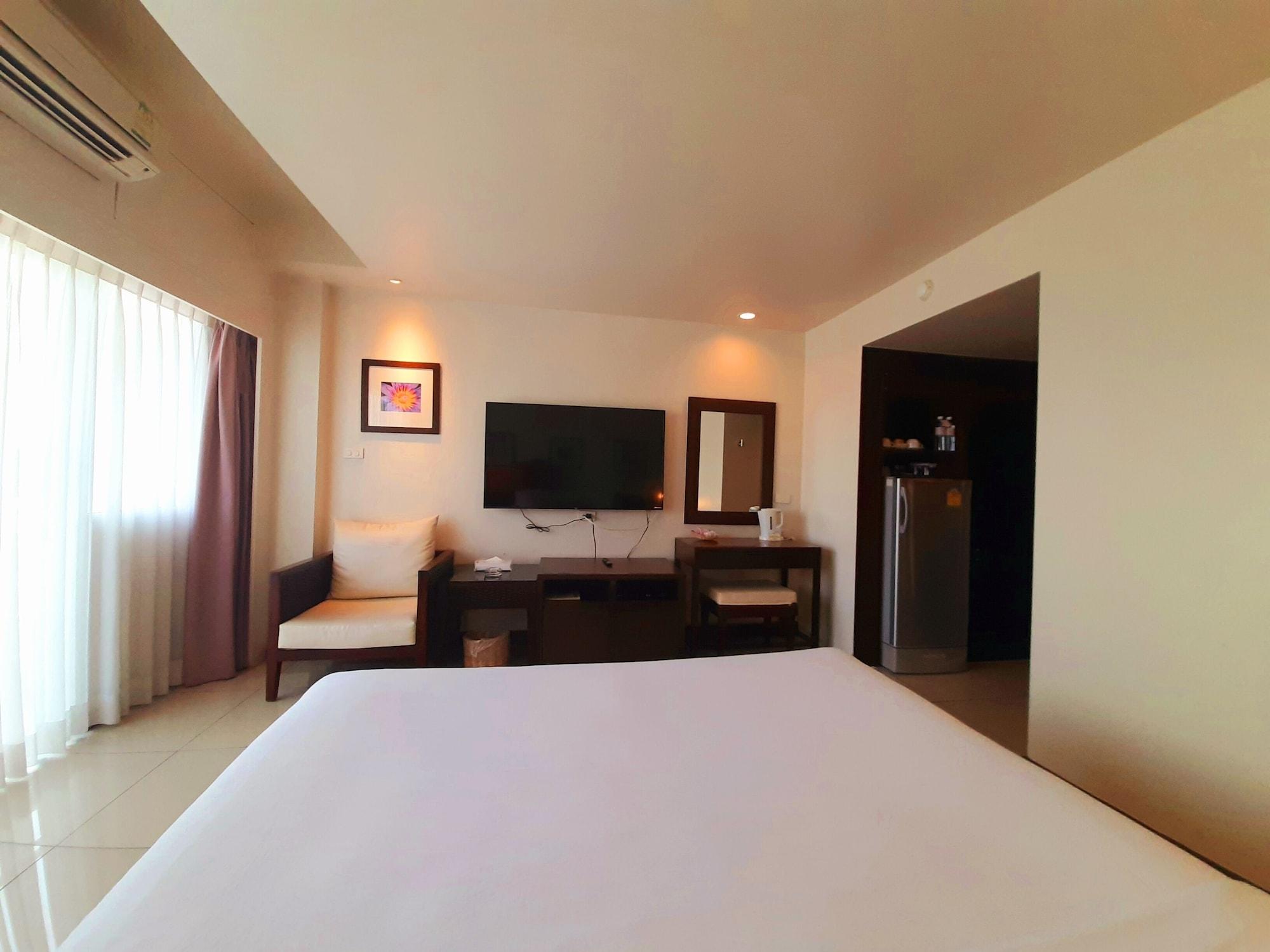 Grand Hotel Pattaya Esterno foto