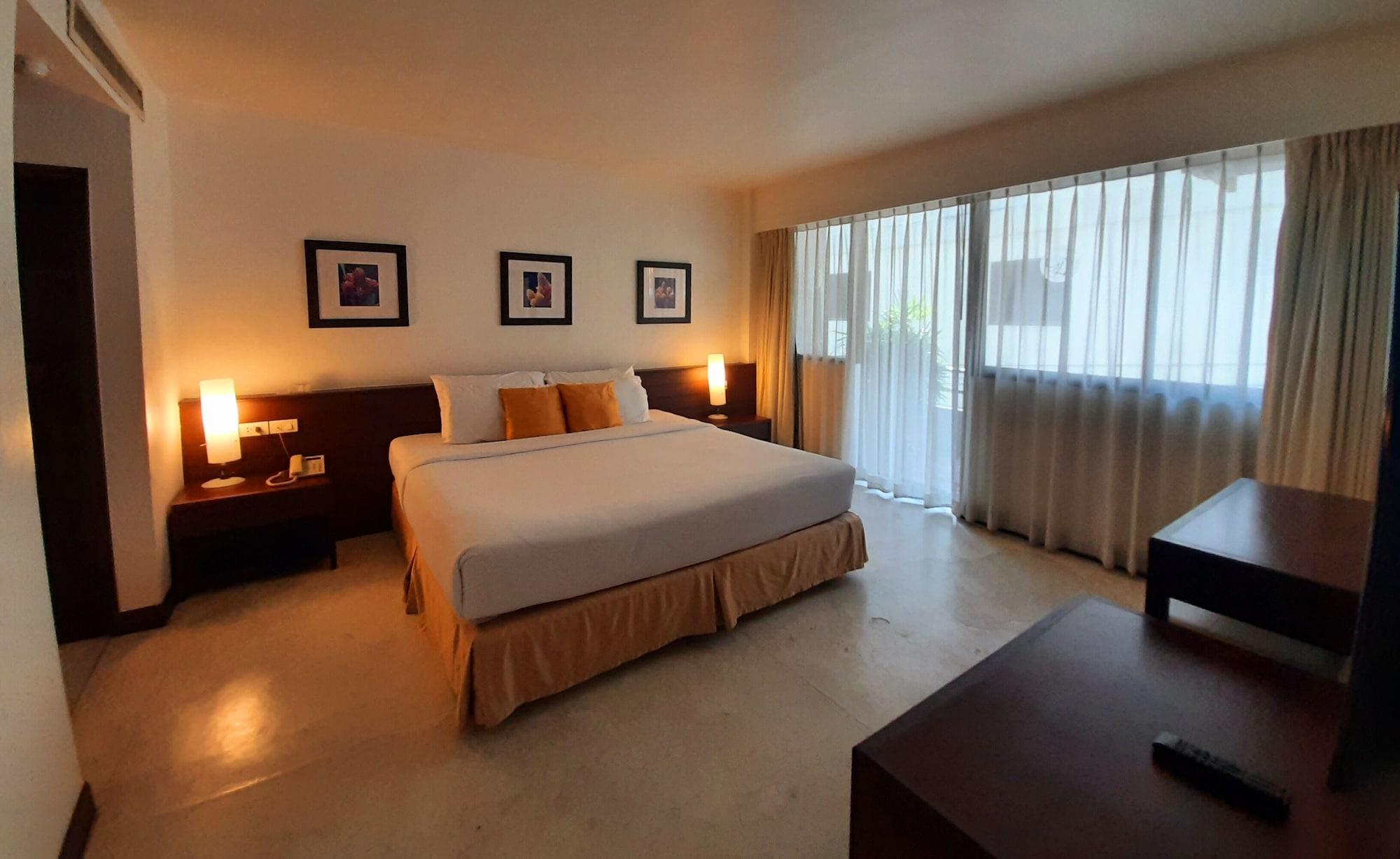Grand Hotel Pattaya Esterno foto