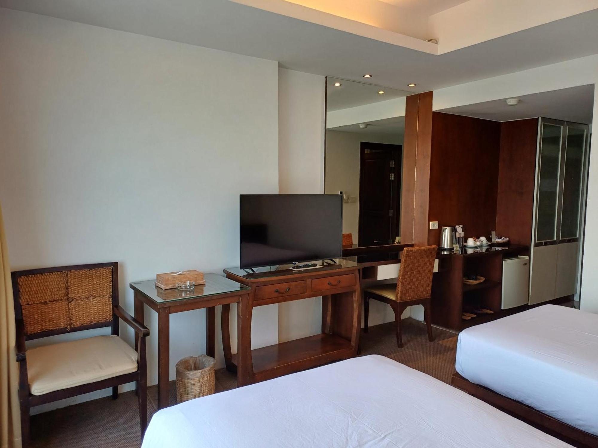 Grand Hotel Pattaya Esterno foto