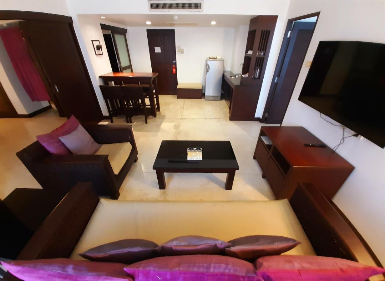 Grand Hotel Pattaya Esterno foto