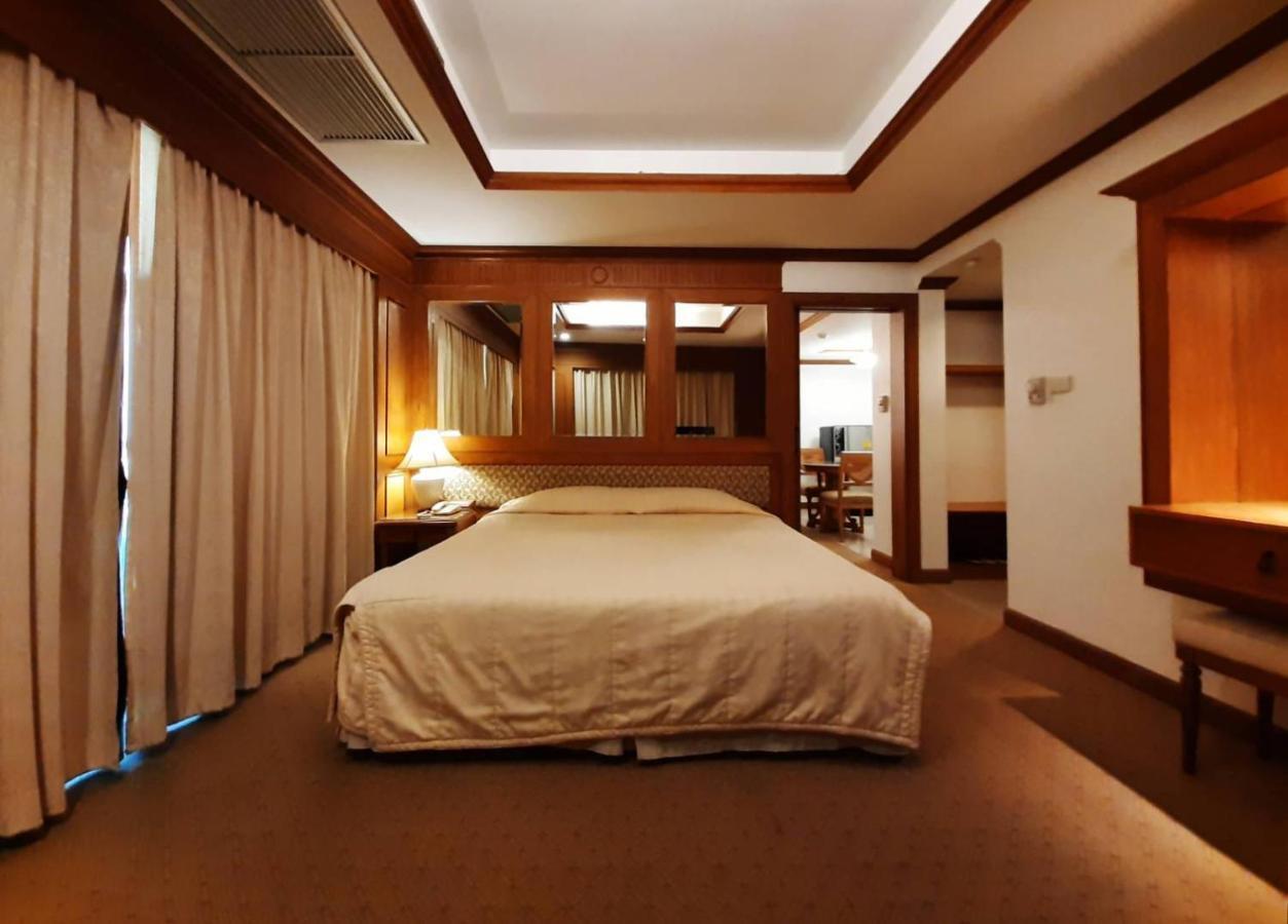 Grand Hotel Pattaya Esterno foto