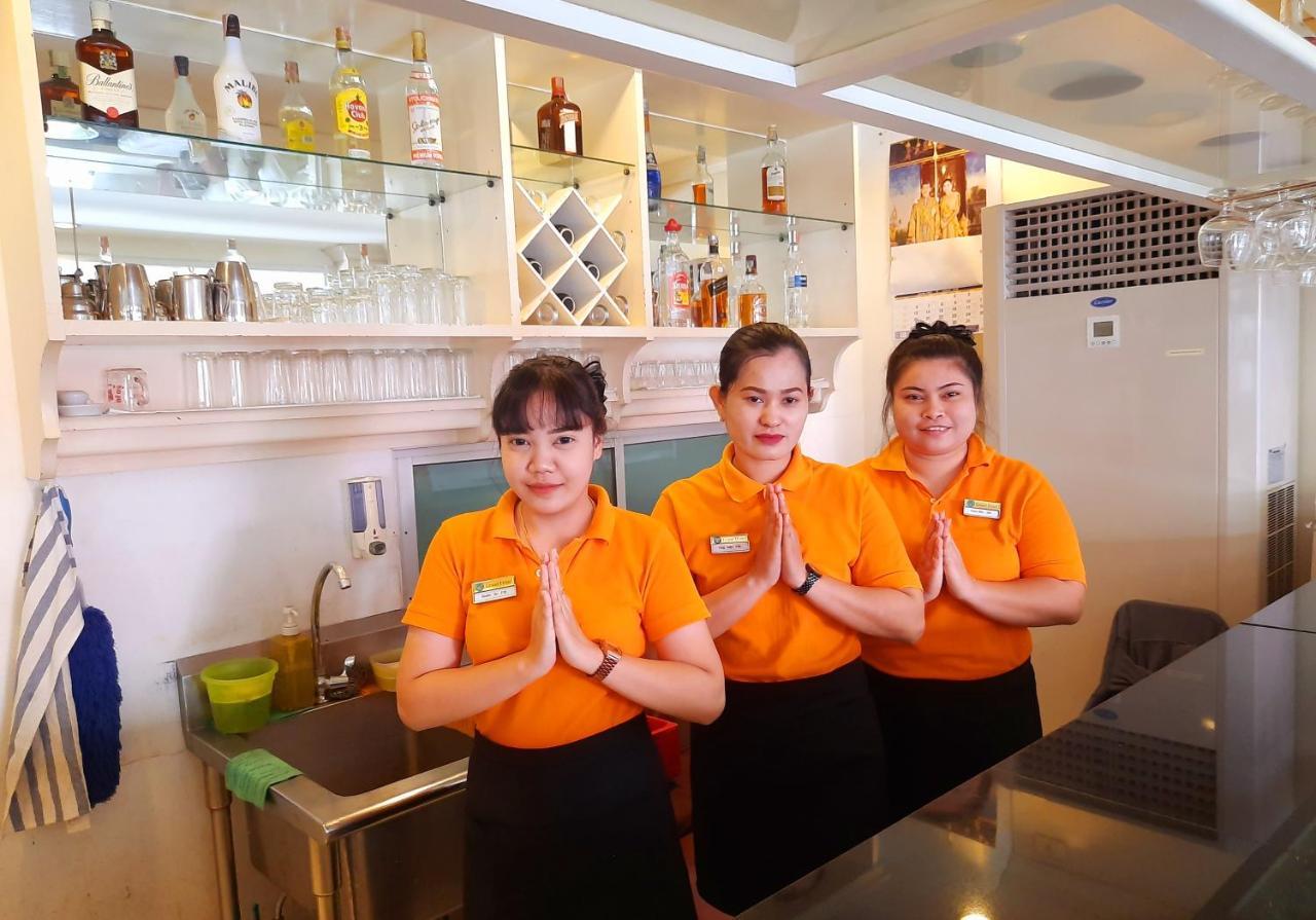 Grand Hotel Pattaya Esterno foto
