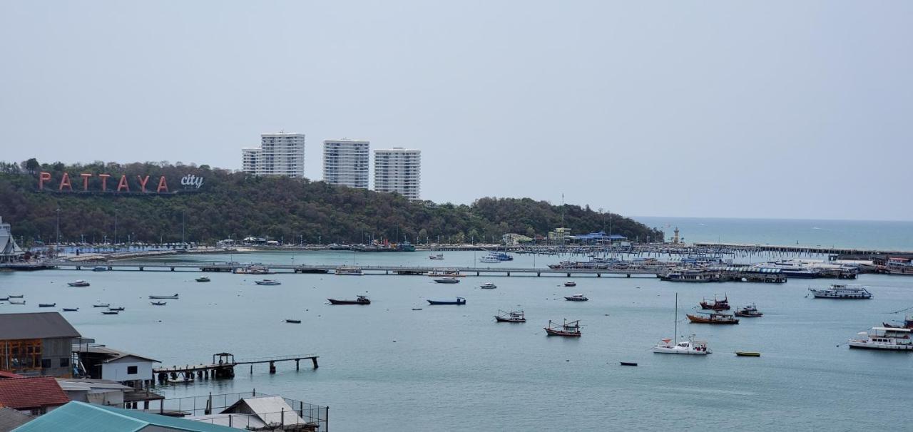 Grand Hotel Pattaya Esterno foto