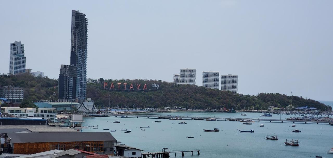 Grand Hotel Pattaya Esterno foto
